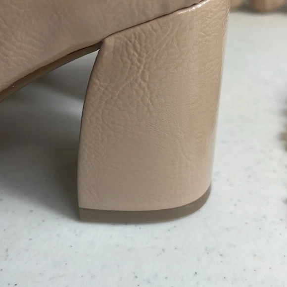 Giani Bernini Women's Valentinaa Memory Foam Ankle Strap Block Heel Pumps.8.5 - Picture 8 of 11